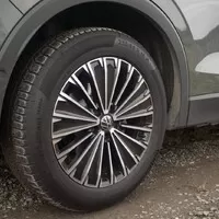 Ideální rodinné SUV pod milion? Volkswagen Tiguan 1.5 TSI People to umí