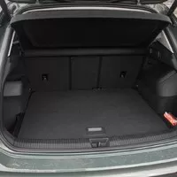 Ideální rodinné SUV pod milion? Volkswagen Tiguan 1.5 TSI People to umí