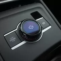 Ideální rodinné SUV pod milion? Volkswagen Tiguan 1.5 TSI People to umí