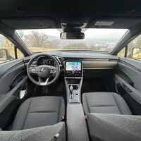 Lexus LBX Business: Malý vzrůstem, velký duší
