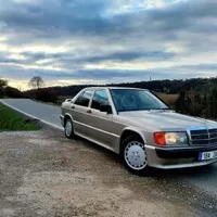 Mercedes-Benz 190 2.3-16 je konečně po letech doma