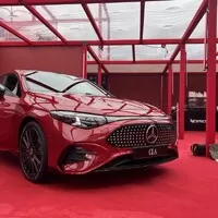 Mercedes-Benz CLA dorazil do Prahy. Dojede skoro 800 km a chce si s vámi povídat