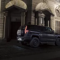 MHERO 917: První svezení aneb když 1000 koní nestačí.