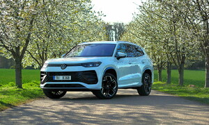 Recenze & testy: Volkswagen Tayron 2.0 TDI: Tiguan Allspace mizí v dáli, nově totiž příjíždí Tayron