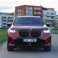 BMW X3 M50 xDrive: Nový král středně velkých SUV?