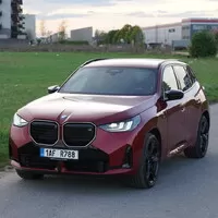 BMW X3 M50 xDrive: Nový král středně velkých SUV?