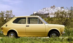 Historie: Retro okénko Petra Přikryla: Fiat 127 – nejprodávanější západní auto v ČSSR