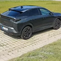 Peugeot 3008: Odvážný krok směrem z průměru