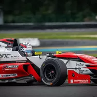 Formule Renault 2.0 - Zkušenost, která mi převrátila vesmír vzhůru nohama