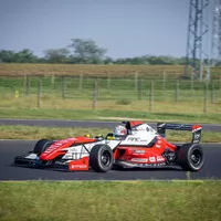 Formule Renault 2.0 - Zkušenost, která mi převrátila vesmír vzhůru nohama