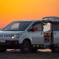 náš zamluvený kemper SNOW MONSTER (samuraicampers.com)