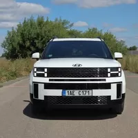 Hyundai Santa Fe hybrid 4x4: Auto, ve kterém chcete jet klidně i na druhý konec světa