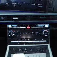 Hyundai Santa Fe hybrid 4x4: Auto, ve kterém chcete jet klidně i na druhý konec světa