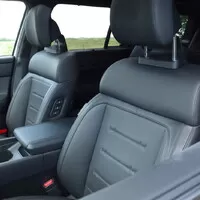 Hyundai Santa Fe hybrid 4x4: Auto, ve kterém chcete jet klidně i na druhý konec světa