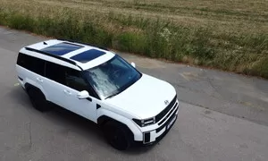 Recenze & testy: Hyundai Santa Fe hybrid 4x4: Auto, ve kterém chcete jet klidně i na druhý konec světa