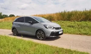 Recenze & testy: Honda Jazz e:HEV: Autíčko plné překvapení