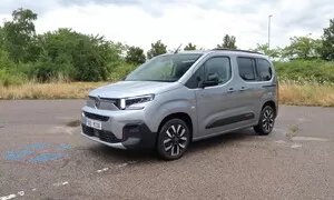 Recenze & testy: Citroën Berlingo 1.5 BlueHDi Max: Jak udělat z dodávky téměř luxusně vybavené MPV (a co to bude stát)