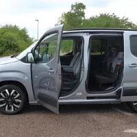 Citroën Berlingo 1.5 BlueHDi Max: Jak udělat z dodávky téměř luxusně vybavené MPV (a co to bude stát)