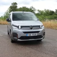 Citroën Berlingo 1.5 BlueHDi Max: Jak udělat z dodávky téměř luxusně vybavené MPV (a co to bude stát)