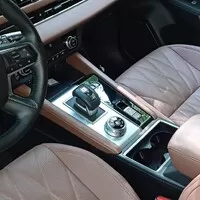 Mitsubishi Outlander PHEV: Klídek, pohodlí a Yamaha
