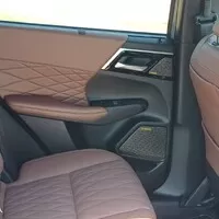 Mitsubishi Outlander PHEV: Klídek, pohodlí a Yamaha