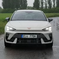 Cupra Leon SP e-Hybrid 204k: Rozdvojená osobnost