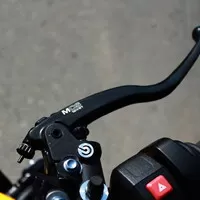 Triumph Street Triple 765 RS: Dokonalost nejde vylepšit. Nebo ano?