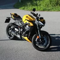 Triumph Street Triple 765 RS: Dokonalost nejde vylepšit. Nebo ano?