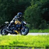 Triumph Street Triple 765 RS: Dokonalost nejde vylepšit. Nebo ano?