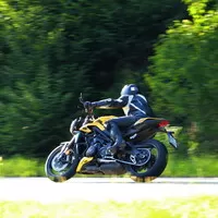 Triumph Street Triple 765 RS: Dokonalost nejde vylepšit. Nebo ano?