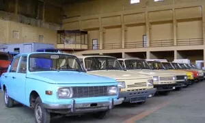 Retro okénko Petra Přikryla: Wartburg 353 – Dvoutaktní stěhovák skrytý za kouřovou clonou