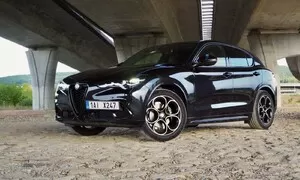 Recenze & testy: Alfa Romeo Stelvio 2.2 JTDm Intensa: To dobré zůstává