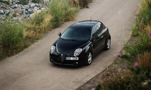 Bazarový snílek, Recenze & testy: Italská městská stylovka? Alfa Romeo MiTo 1.4 T-Jet v ne tak docela sériovém stavu vás vyvede z omylu