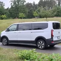 Volkswagen Caravelle Panamericana: Nebojí se dálnic ani šotoliny