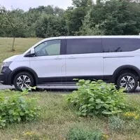 Volkswagen Caravelle Panamericana: Nebojí se dálnic ani šotoliny