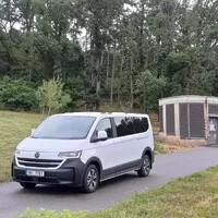 Volkswagen Caravelle Panamericana: Nebojí se dálnic ani šotoliny