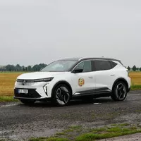 Ptejte se: Elektromobil, nebo raději hybrid? 
