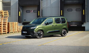 Dodávkář, Recenze & testy: Fiat Doblo Panorama 1.5 BlueHDI: Vzhledem k ceně se pořád jedná o pro Čechy atraktivní nabídku