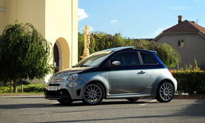 Bazarový snílek, Recenze & testy: Abarth 695 Rivale: Jachtařská stylovka plná čisté radosti