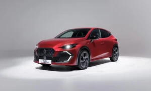 Novinky, TopX: Nový Renault Clio a jeho pět prvků, kterými opět zvedá váš komfort cestování