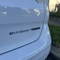 Volkswagen Multivan PHEV: Legenda v moderním kabátě