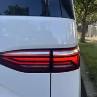 Volkswagen Multivan PHEV: Legenda v moderním kabátě