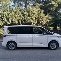 Volkswagen Multivan PHEV: Legenda v moderním kabátě
