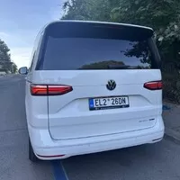Volkswagen Multivan PHEV: Legenda v moderním kabátě