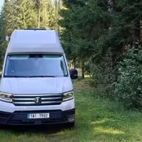 Volkswagen Grand California: Můžeš spát v autě, ale nemůžeš řídit dům
