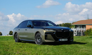 Recenze & testy: BMW 740d Individual - Tradiční základ, který nezklame