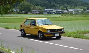 Retro okénko Petra Přikryla: Volkswagen Golf - nezničitelný dříč se srdcem závodníka