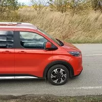 Ford Tourneo Custom PHEV: Napodruhé je mnohem lepší