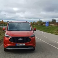 Ford Tourneo Custom PHEV: Napodruhé je mnohem lepší