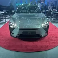 Skok do budoucnosti. Nový Lexus ES bude stát za to